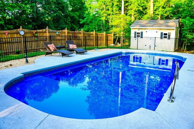 Large Fiberglass Pools Faq Cost Designs Pros And Cons 1013